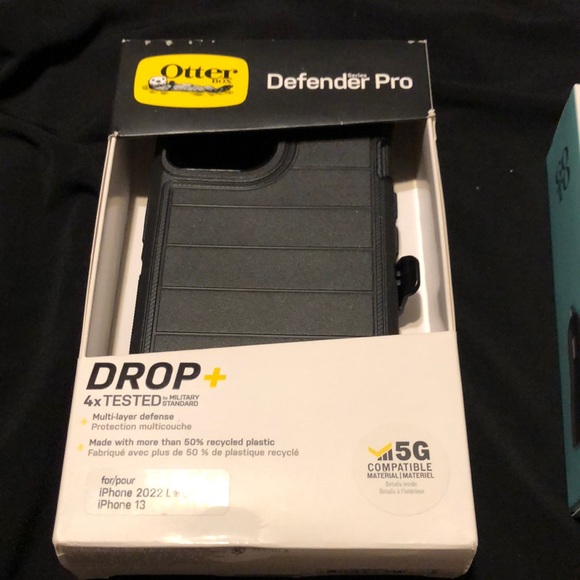 iPhone Accessoires Otter defender pro case large and car phone charger. $20.00